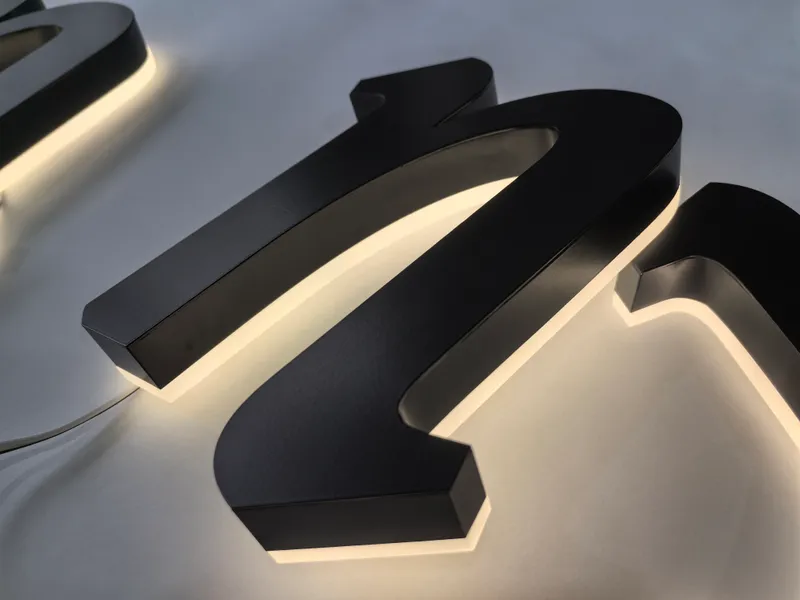 Back-lit (Halo) Letters